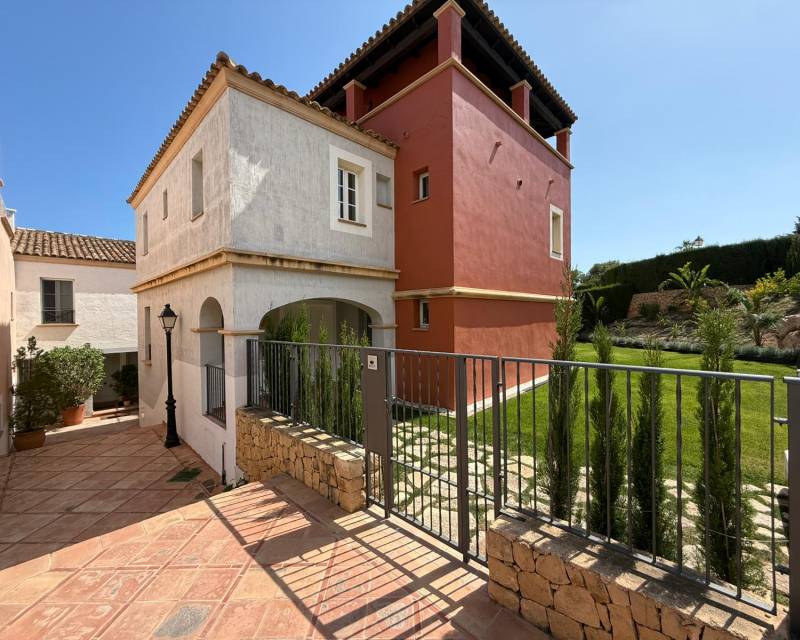 Adosado · Nueva construcción  · Golf Badia · Golf Badia