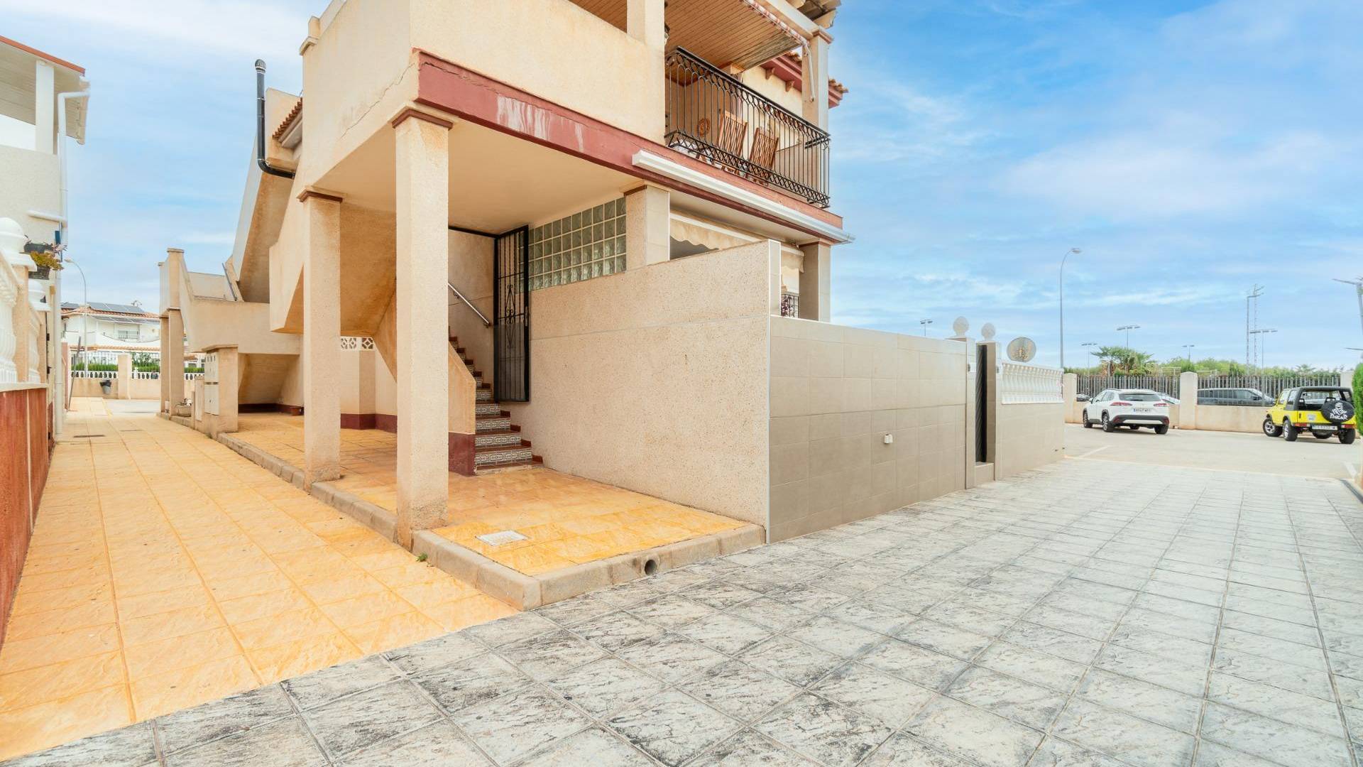 Alquiler a largo plazo - Apartamento - Orihuela Costa - Playa Flamenca