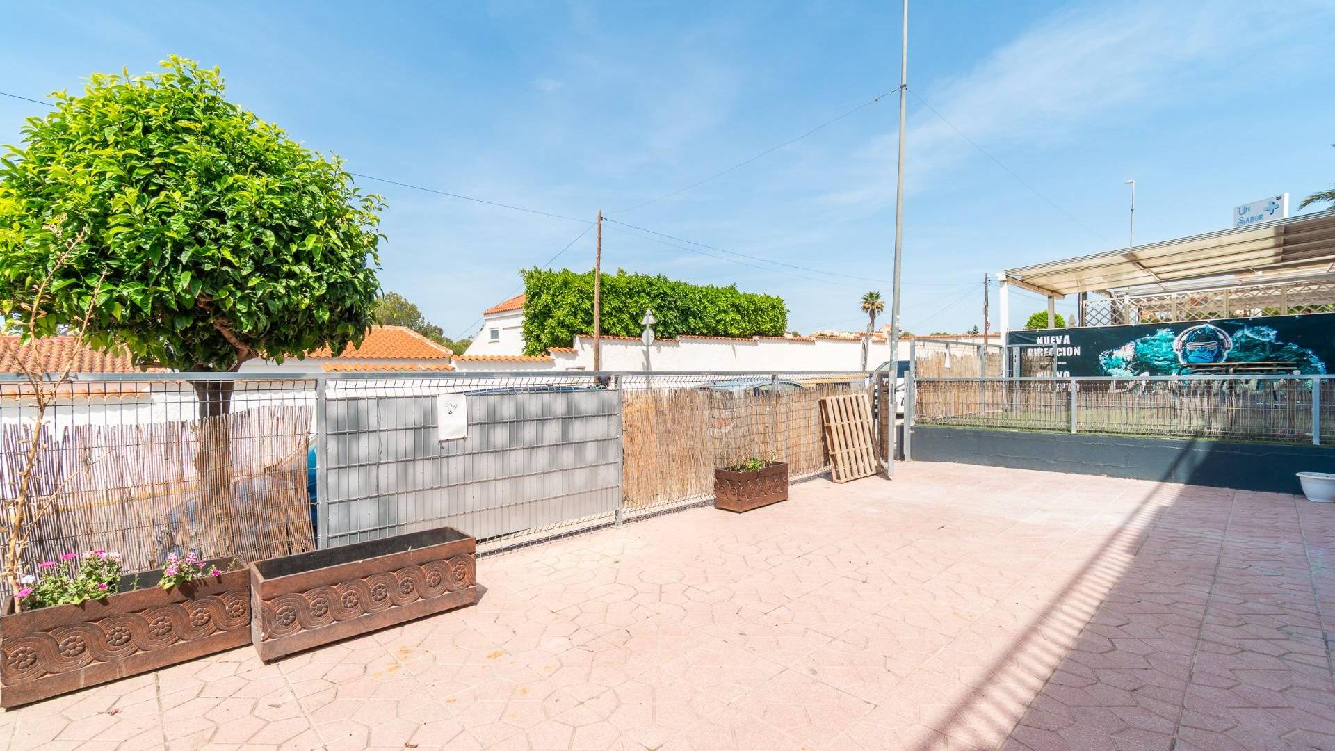 Alquiler a largo plazo - Local Comercial - San Fulgencio - URB. LA MARINA