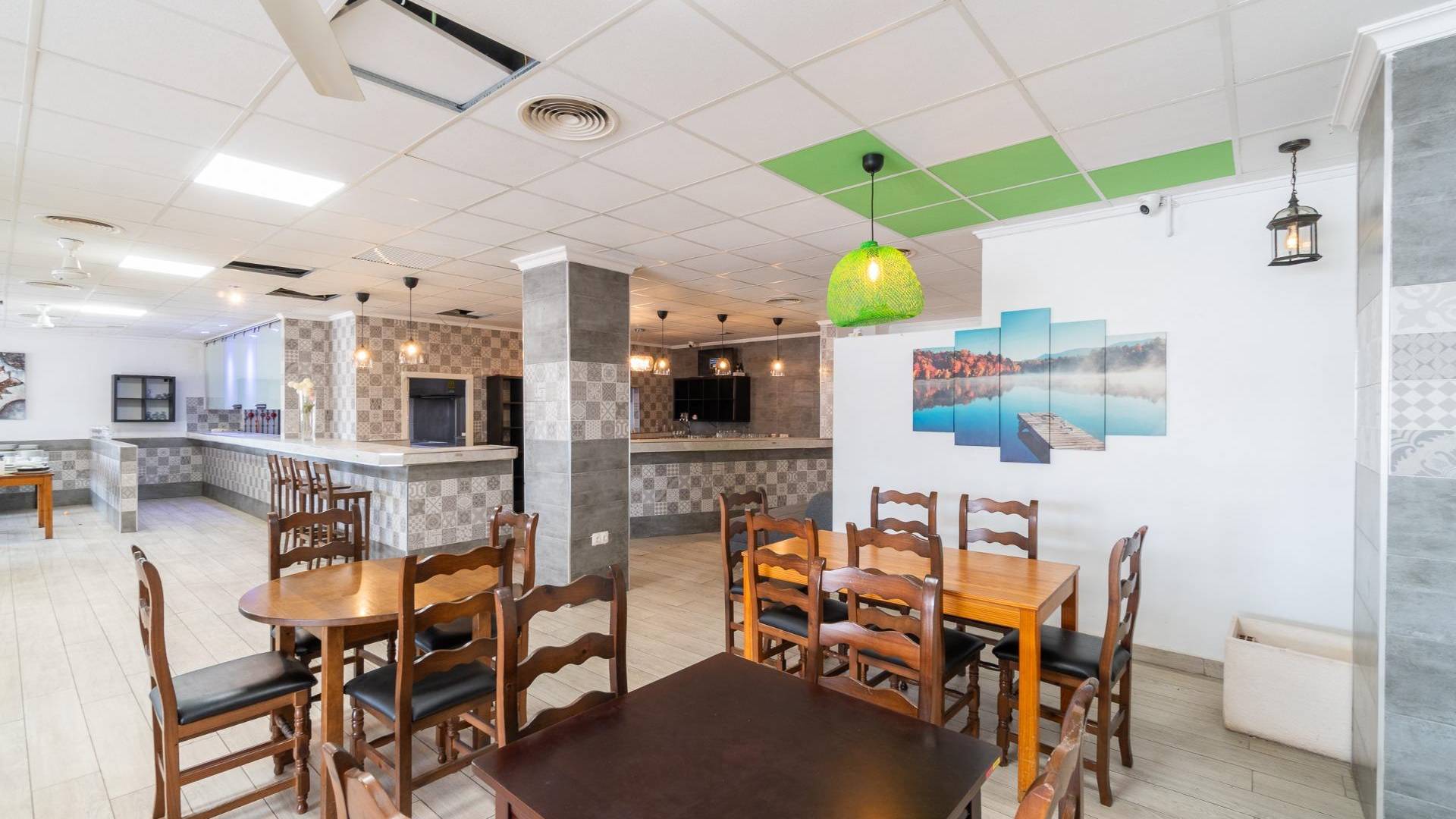 Alquiler a largo plazo - Local Comercial - San Fulgencio - Urbanización La Marina