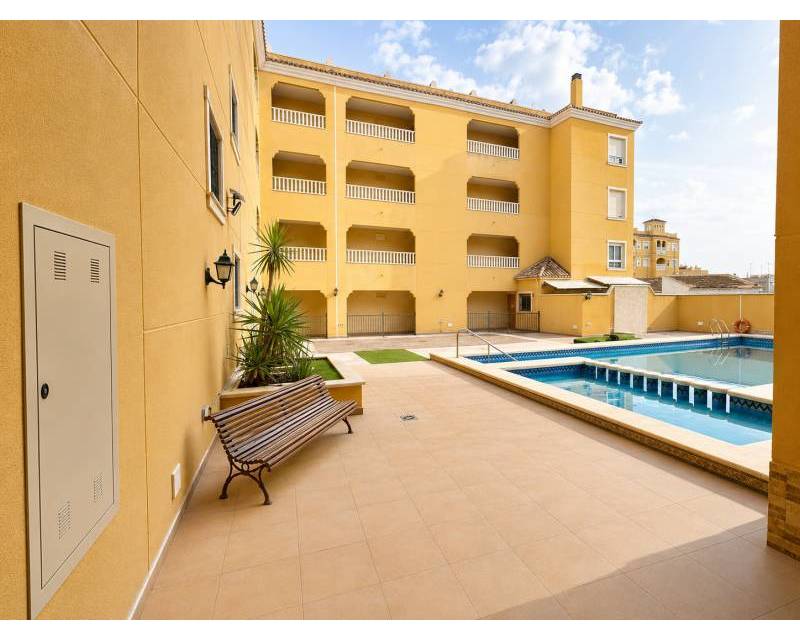 Apartament · z drugiej ręki · Almoradi · 