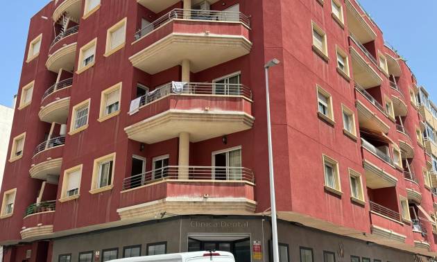 Apartamento - Segunda Mano - Torrevieja - Centro