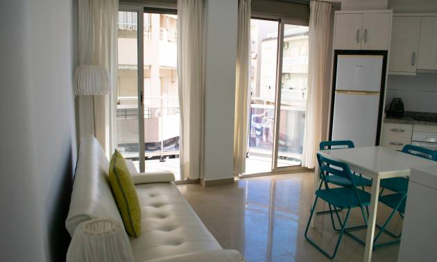 Apartment - Flat - Second hand - Guardamar del Segura - Pueblo