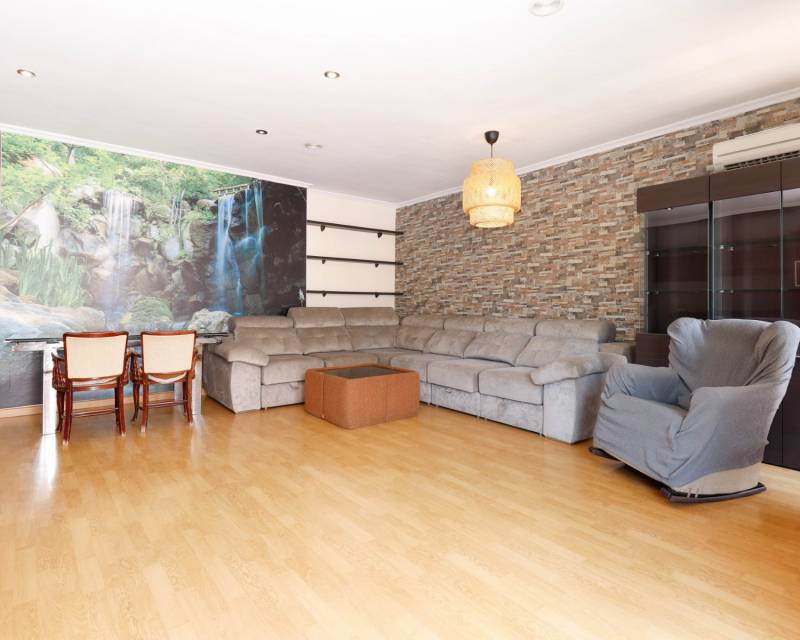 Apartment - Flat · Second hand · Torrevieja · Centro