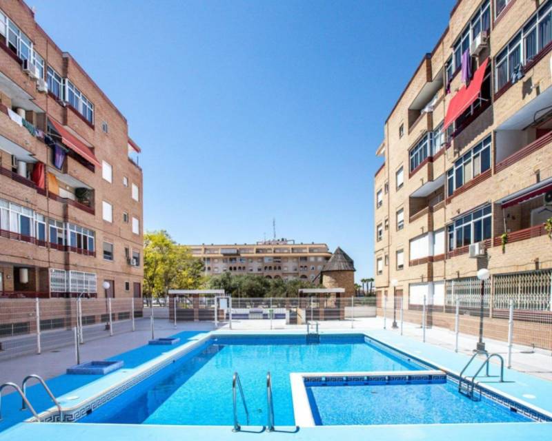 Apartment - Flat · Second hand · Torrevieja · Playa de los Locos