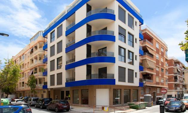 Apartment - Flat - Second hand - Torrevieja - Playa del Cura