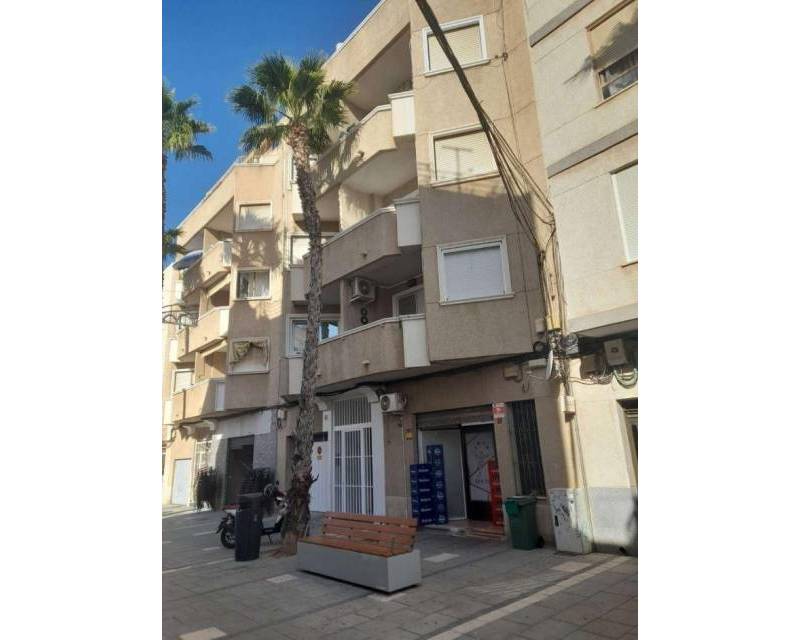 Apartment · Second hand · Torrevieja · Estacion de autobuses