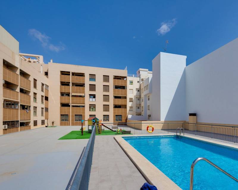 Appartement · D'occasion · Torrevieja · Estacion de autobuses