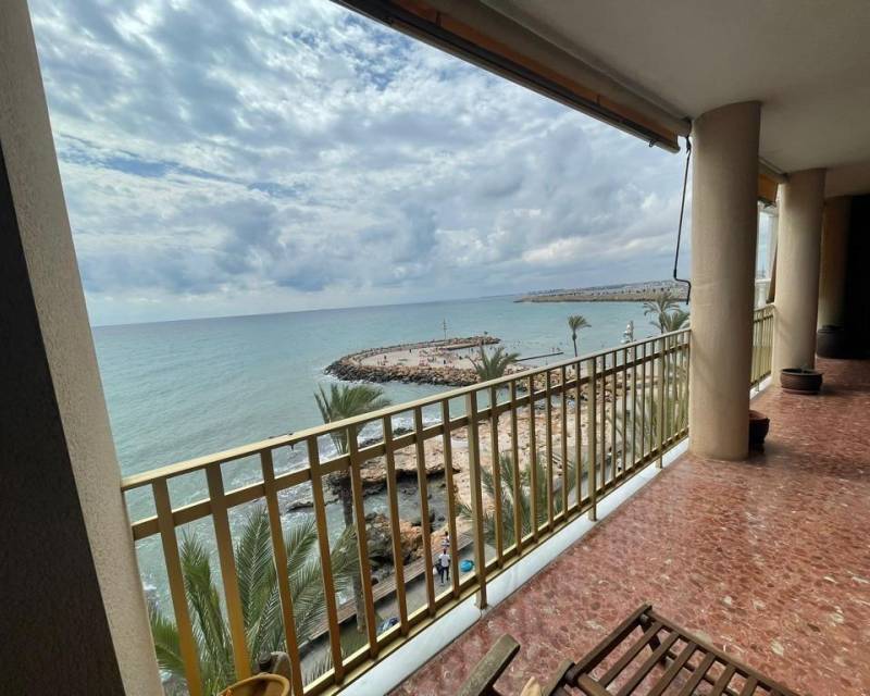Appartement · Tweedehands · Torrevieja · Paseo maritimo
