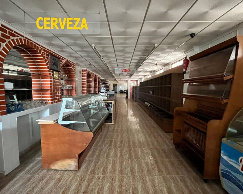 Commercial premises · Second hand · Torrevieja · Acequion