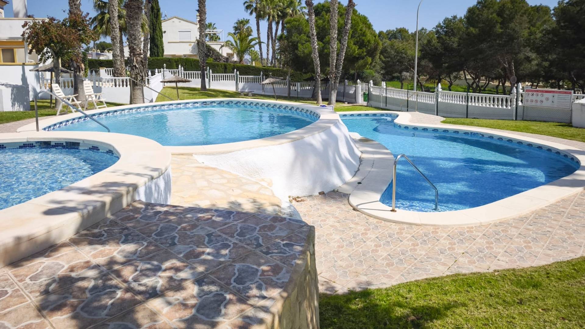 D'occasion - 2. Maison de ville - Orihuela Costa - Villamartin