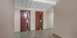 D'occasion - - APPARTEMENT - Torrevieja - Punta Prima