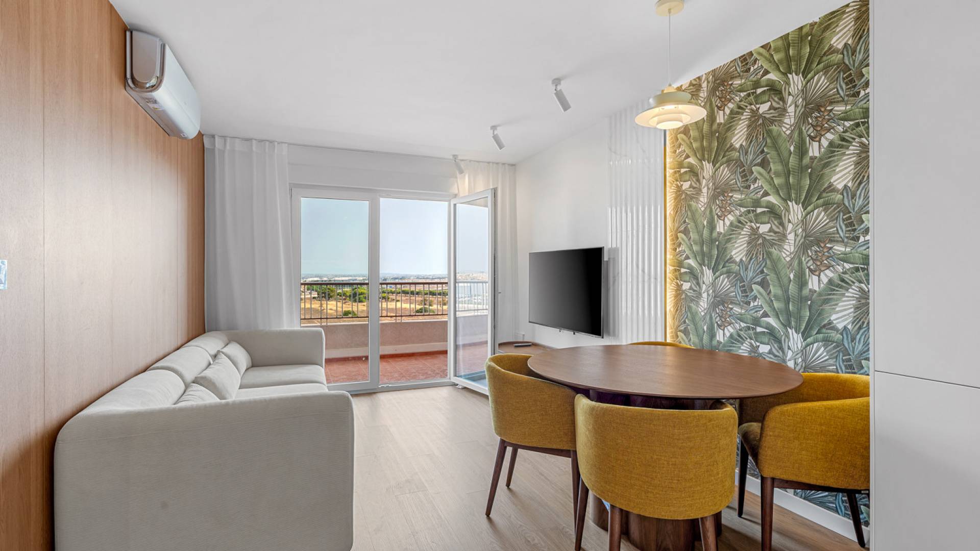 D'occasion - - APPARTEMENT - Torrevieja - Punta Prima