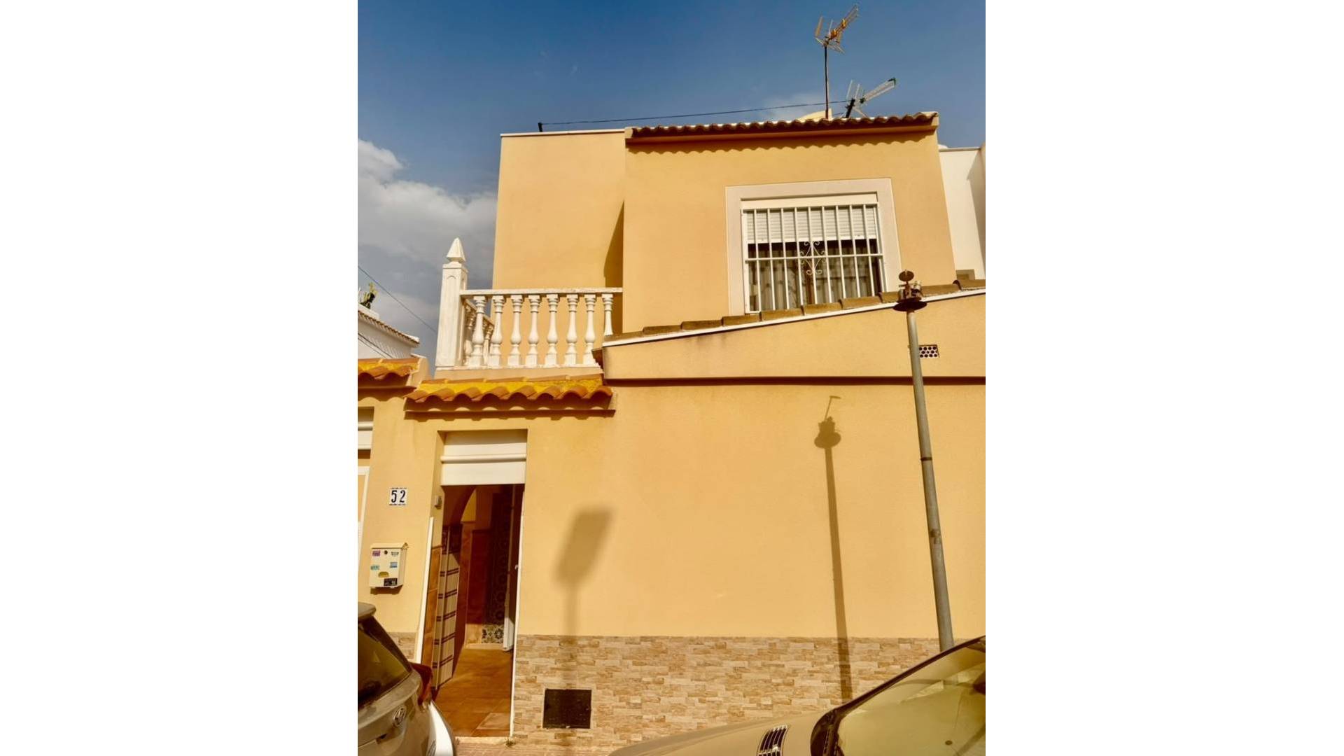 D'occasion - - MAISON DE VILLE - Torrevieja