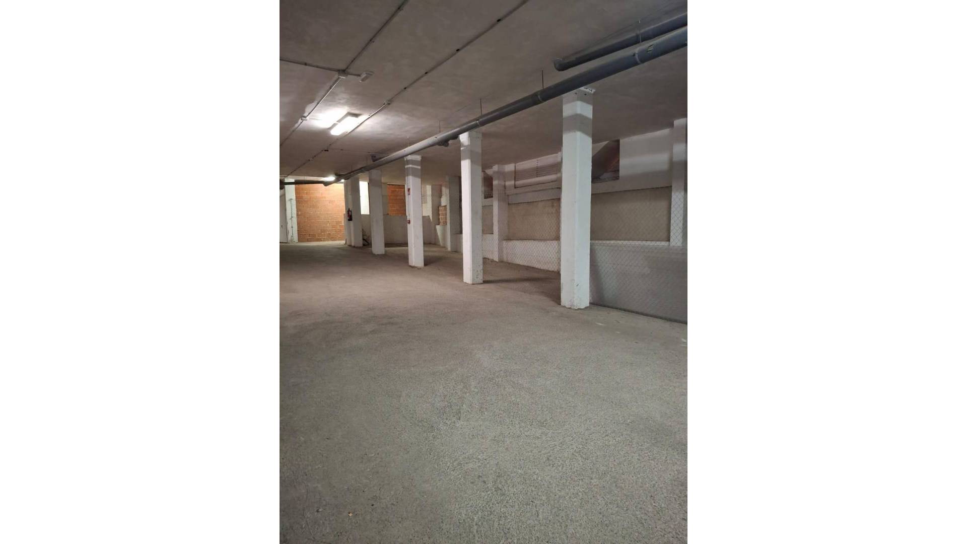 D'occasion - Place de parking / Garage - Orihuela Costa - Los Almendros-La Florida