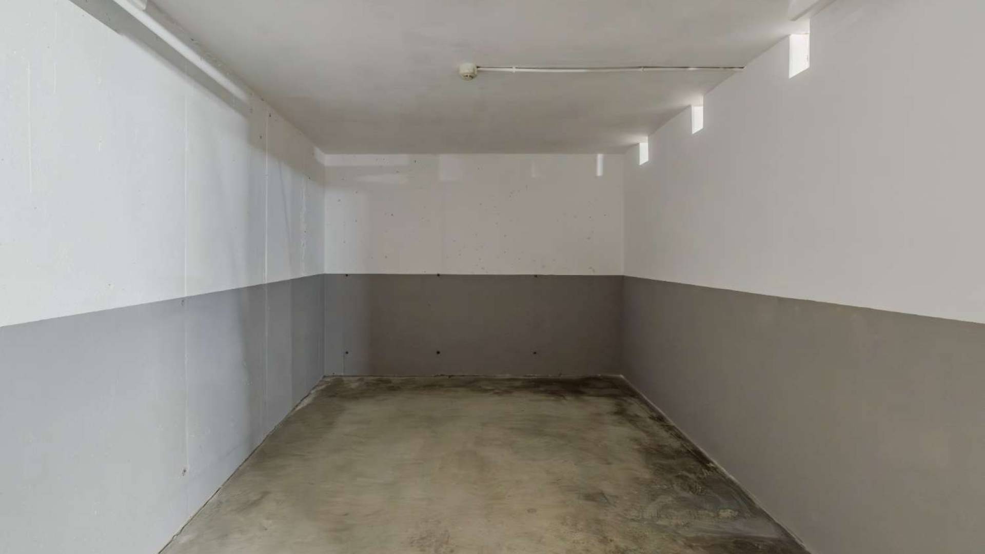 D'occasion - Place de parking / Garage - Torrevieja - Parque de las Naciones