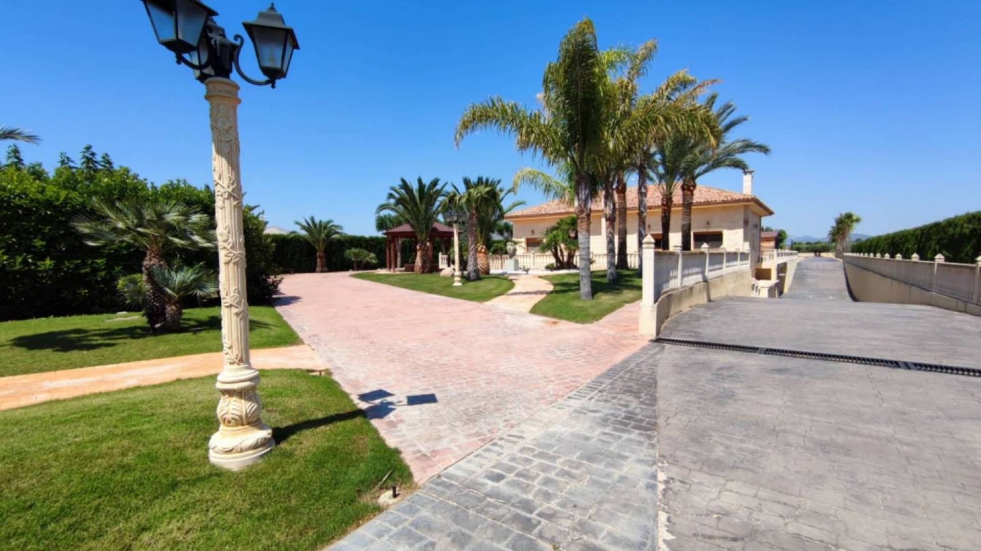 D'occasion - Villa indépendante - Aspe