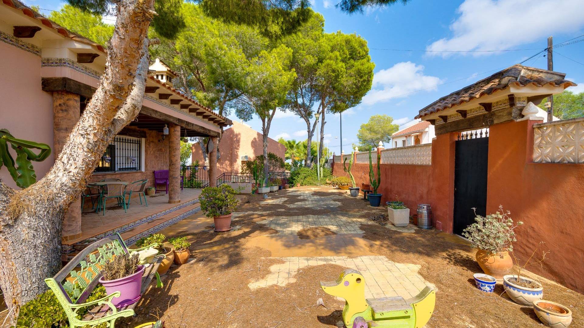 D'occasion - Villa indépendante - San Miguel de Salinas - Ciudad de las comunicaciones