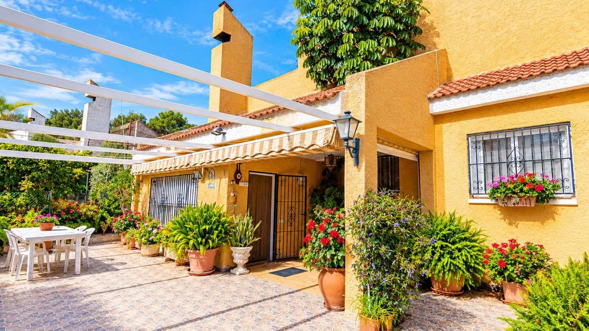 D'occasion - Villa indépendante - San Miguel de Salinas - Ciudad de las comunicaciones
