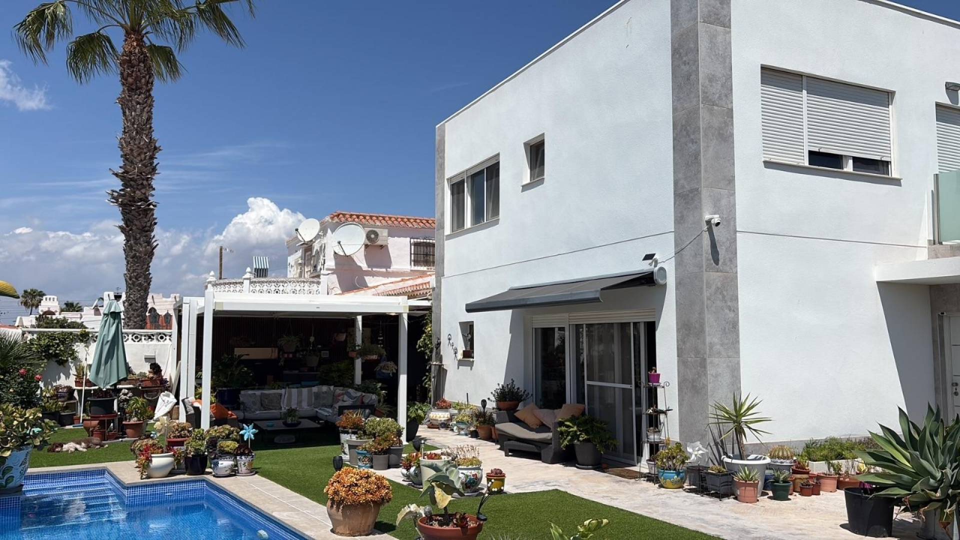 D'occasion - Villa / Maison - Torrevieja - La siesta