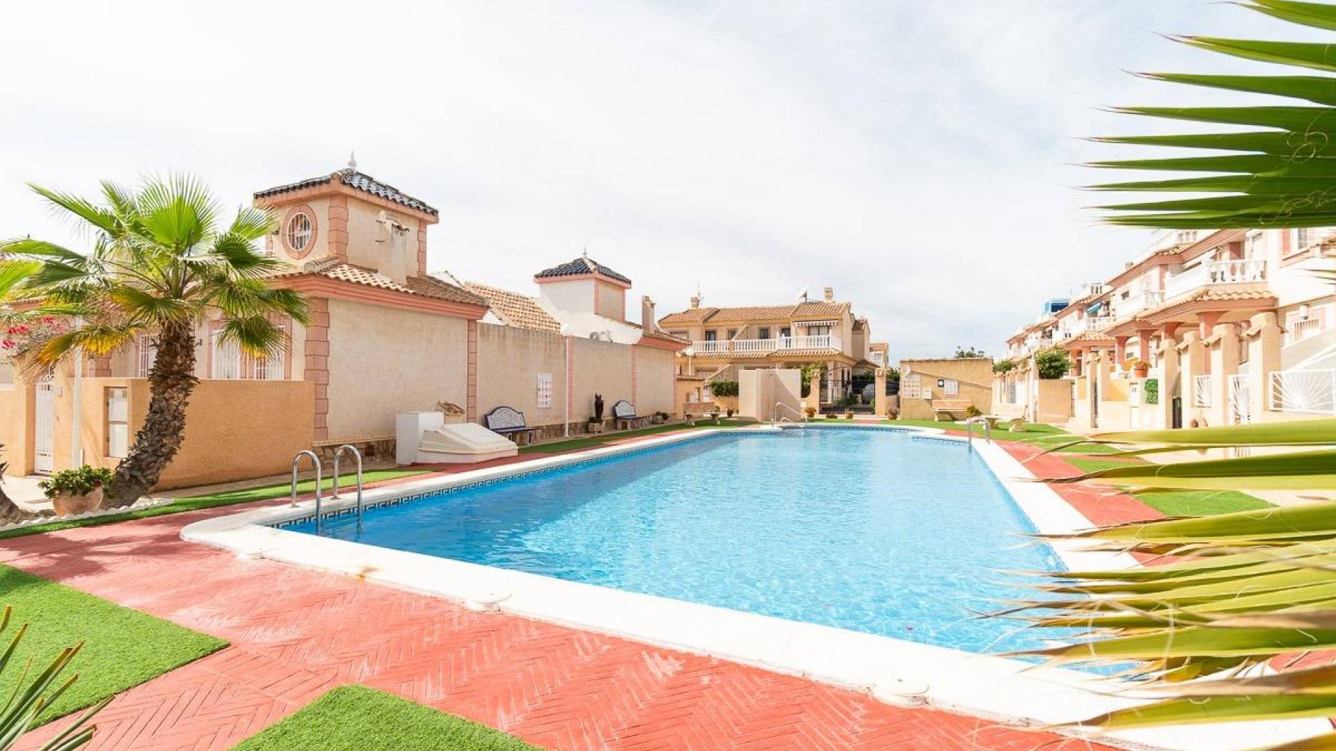 D'occasion - Villa / Semi détaché - Orihuela Costa - Punta Prima