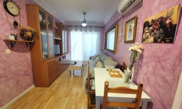 Erdgeschosswohnung - Gebraucht - Torrevieja - Playa del Cura