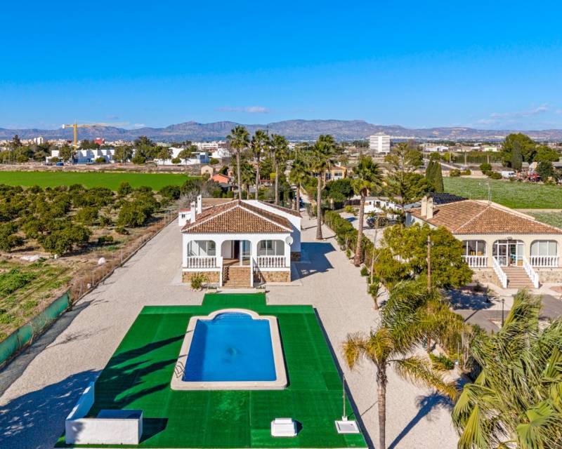 Finca Country Property · Second hand · Dolores · Dolores