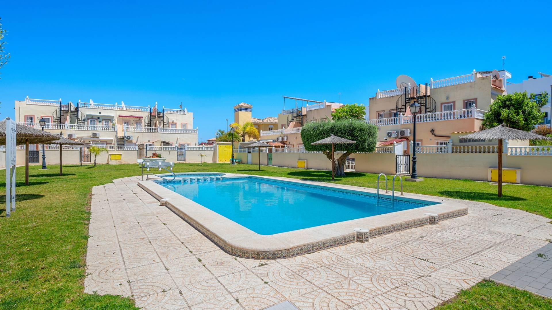 Gebraucht - Adosado - Orihuela Costa - La Zenia