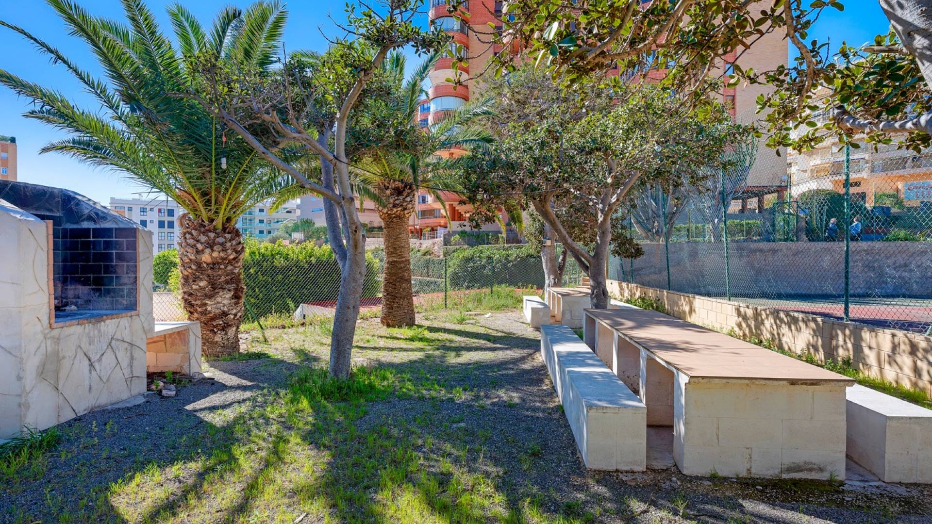 Gebraucht - Apartamento - Arenales del Sol - Segunda linea playa