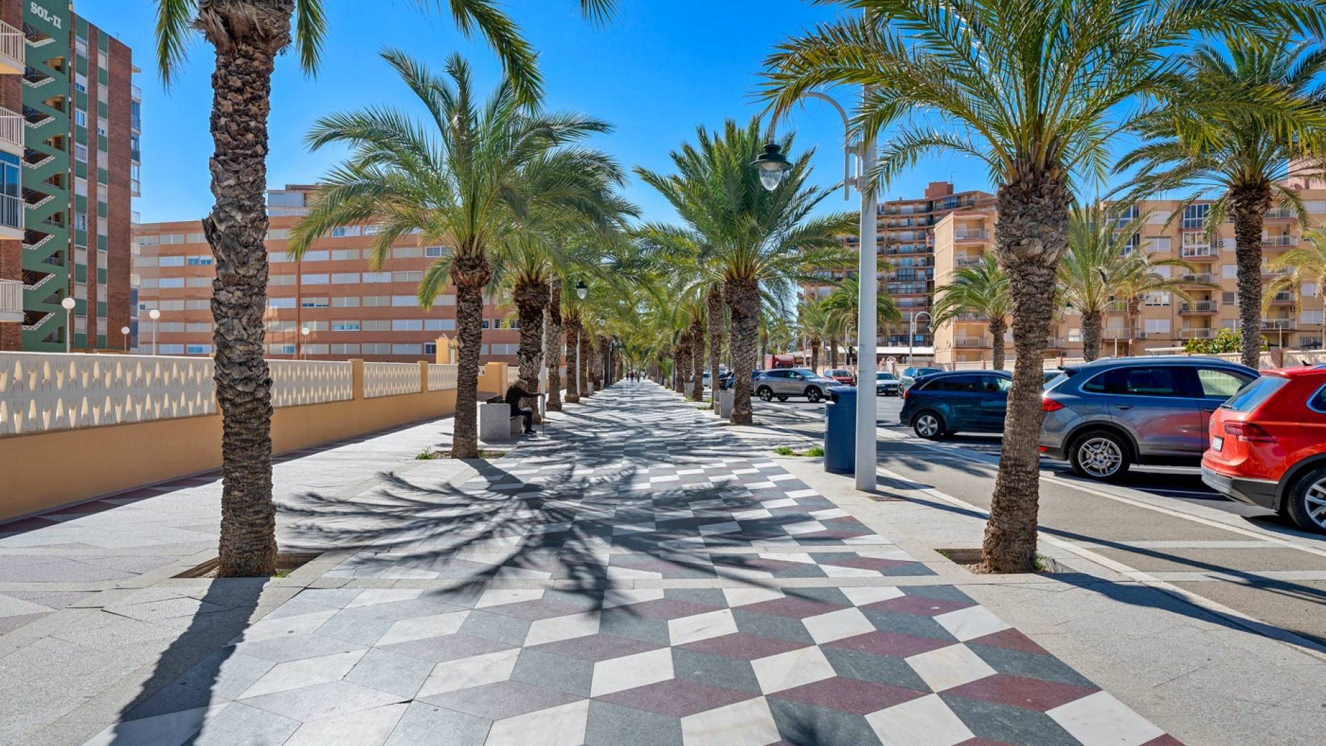 Gebraucht - Apartamento - Arenales del Sol - Segunda linea playa