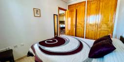 Gebraucht - Apartamento - Torrevieja - Playa la Mata
