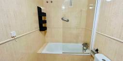 Gebraucht - Apartamento - Torrevieja - Playa la Mata
