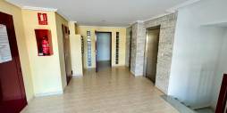 Gebraucht - Apartamento - Torrevieja - Playa la Mata