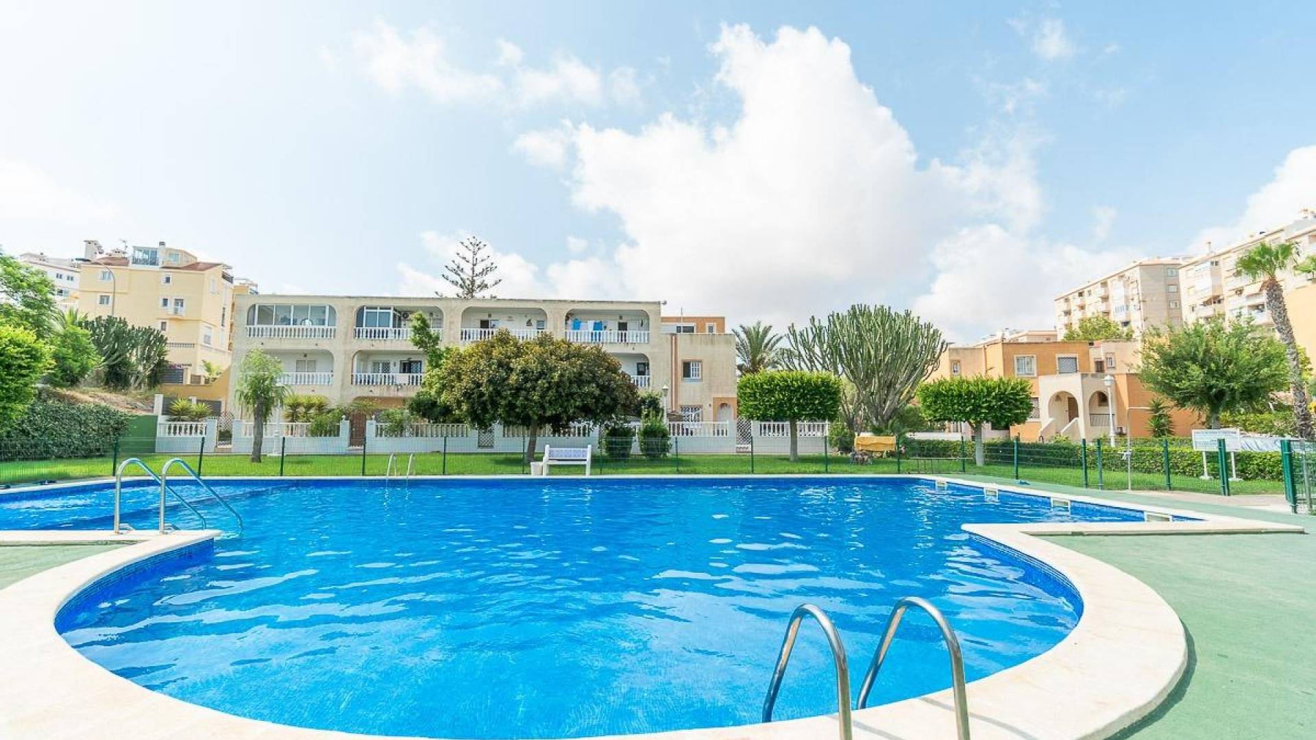 Gebraucht - Apartamento - Torrevieja - Torreblanca