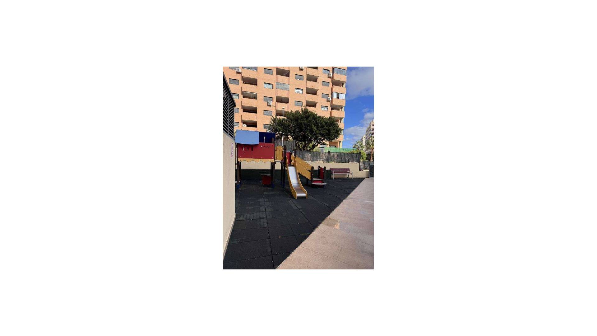 Gebraucht - Apartamento - Villajoyosa - La Cala