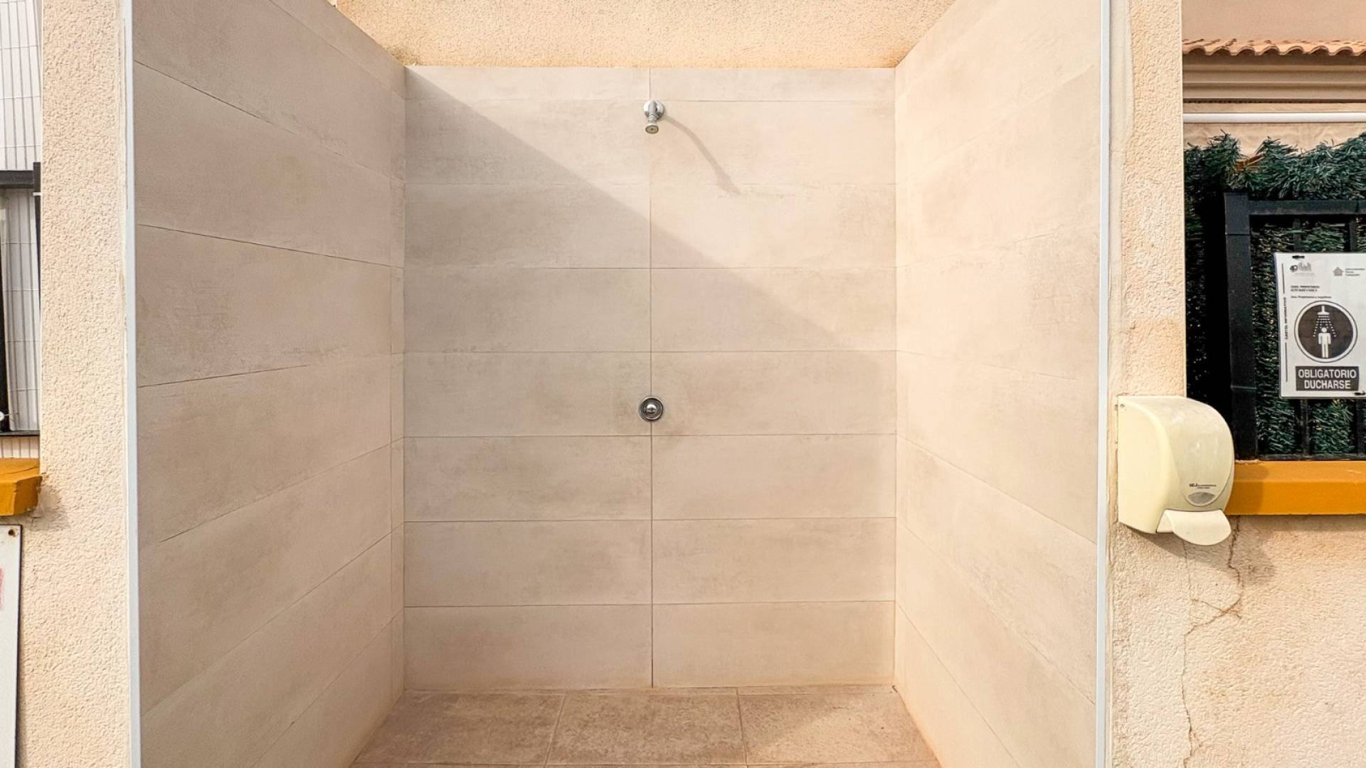 Gebraucht - Doppelhaushälfte - Arenales del Sol