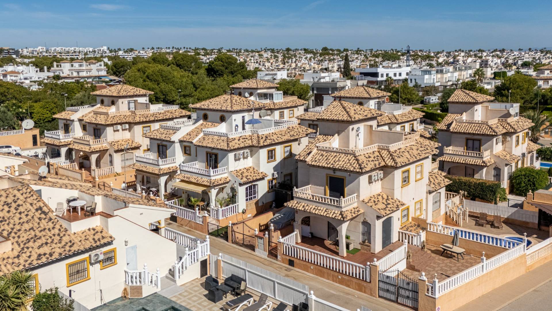 Gebraucht - Doppelhaushälfte - Orihuela Costa - Lomas de Cabo Roig