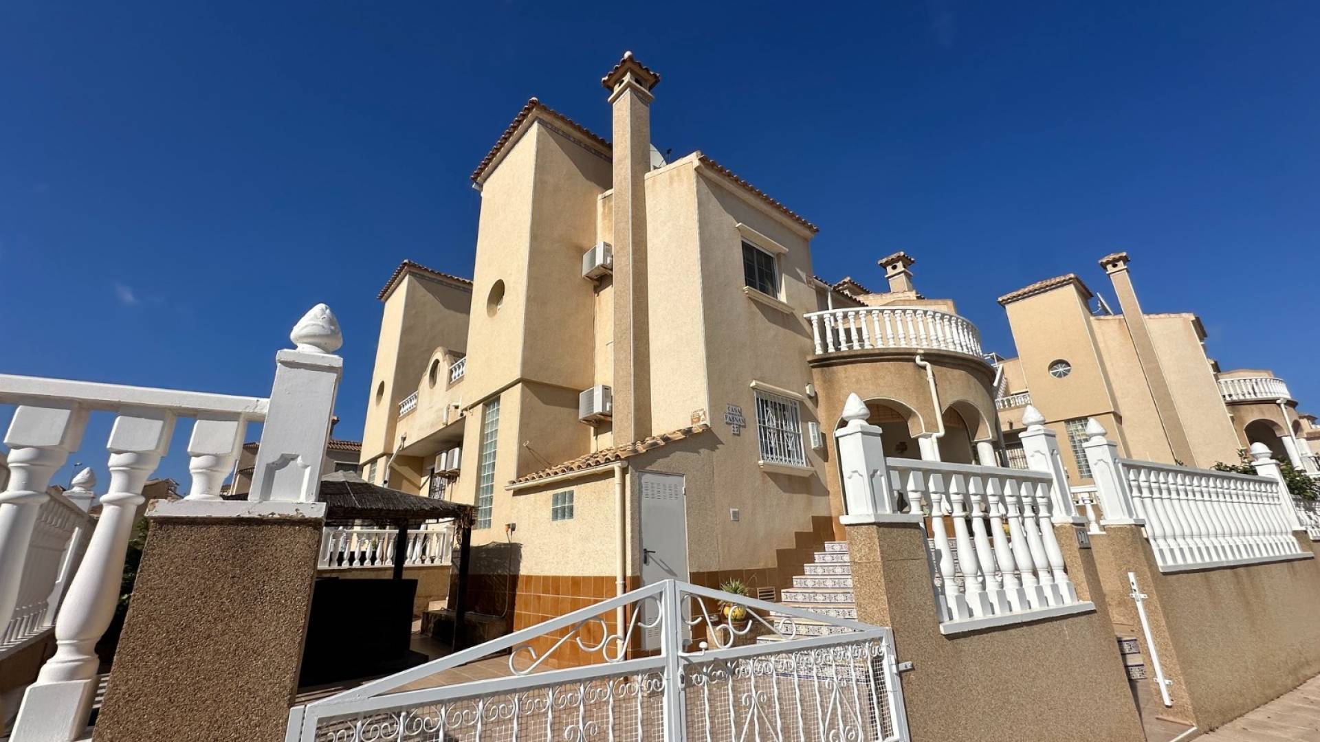 Gebraucht - Doppelhaushälfte - Orihuela Costa - Villamartín