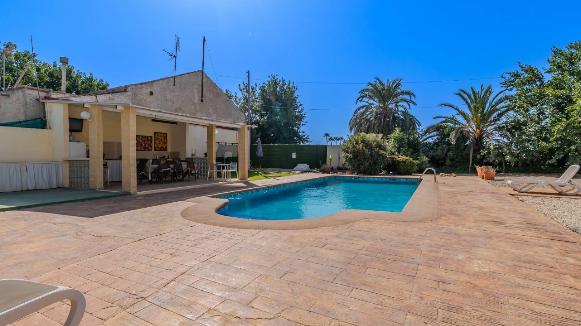 Gebraucht - Finca Landgrundstück - Almoradi - Almoradí