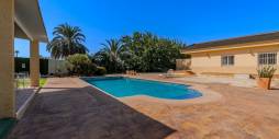 Gebraucht - Finca Landgrundstück - Almoradi - Almoradí