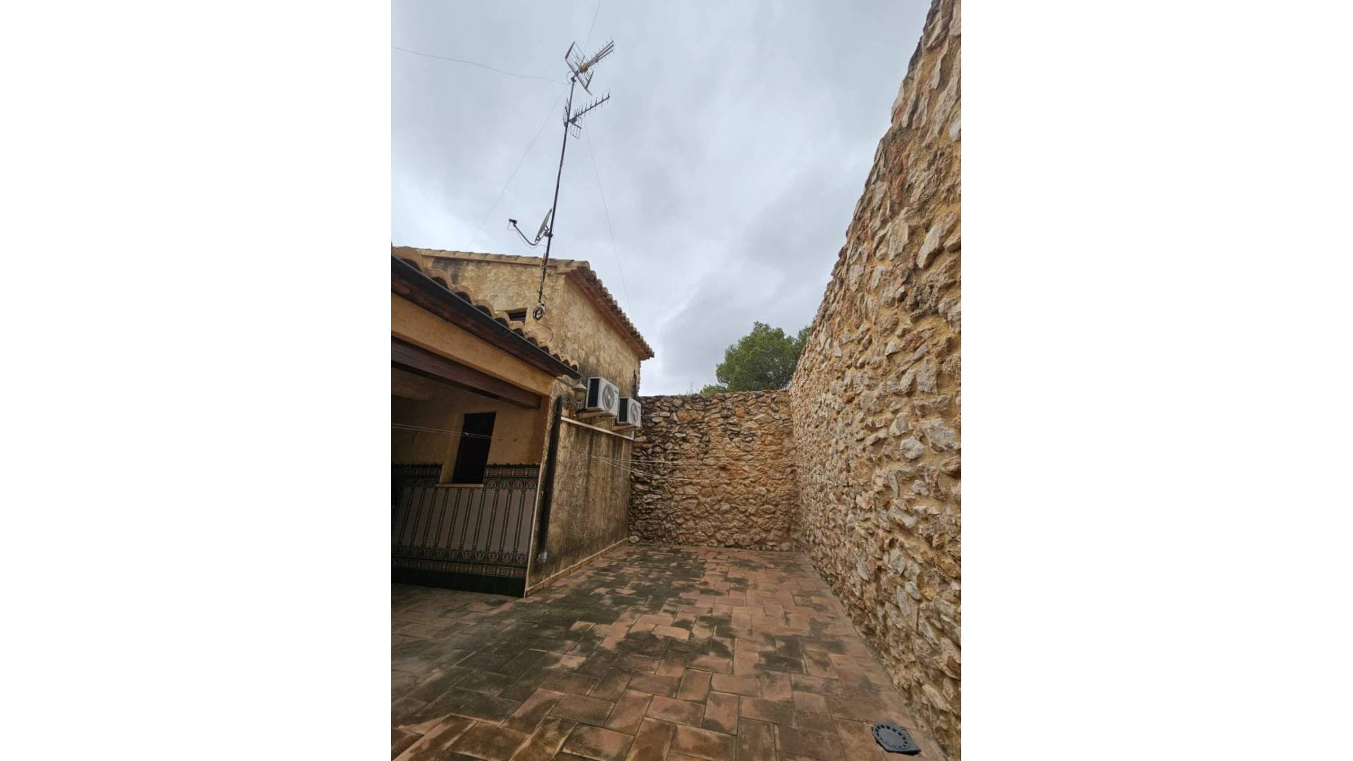 Gebraucht - Finca Landgrundstück - Calpe