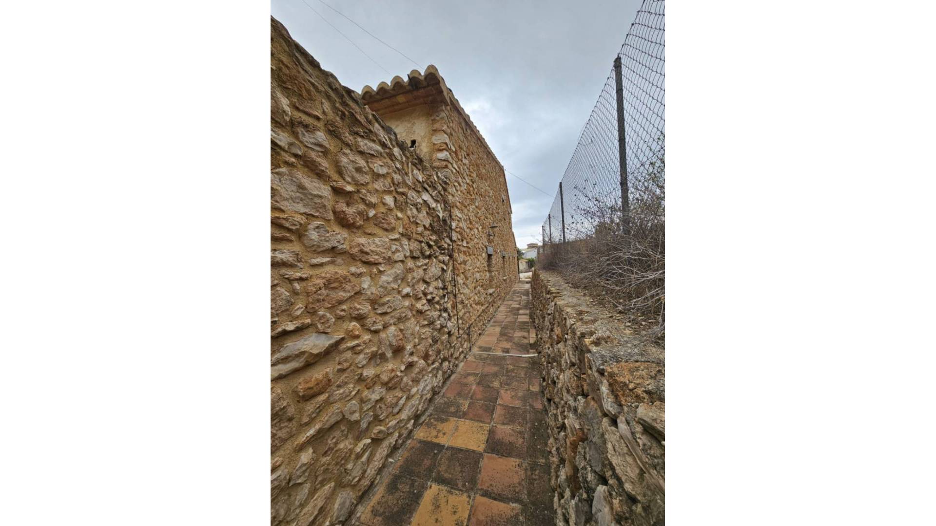 Gebraucht - Finca Landgrundstück - Calpe