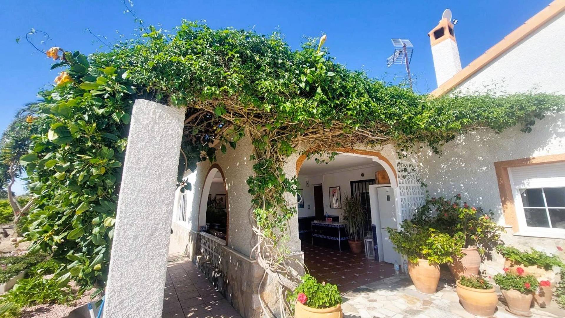 Gebraucht - Finca Landgrundstück - La marina - La Marina del Pinet