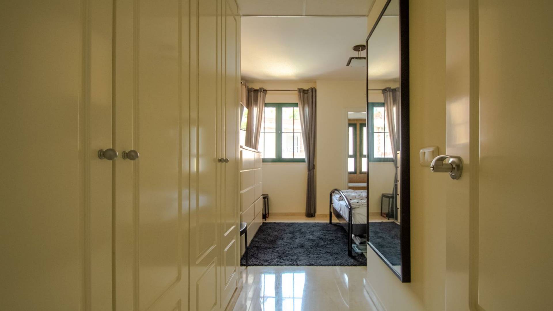 Gebraucht - - - Finestrat