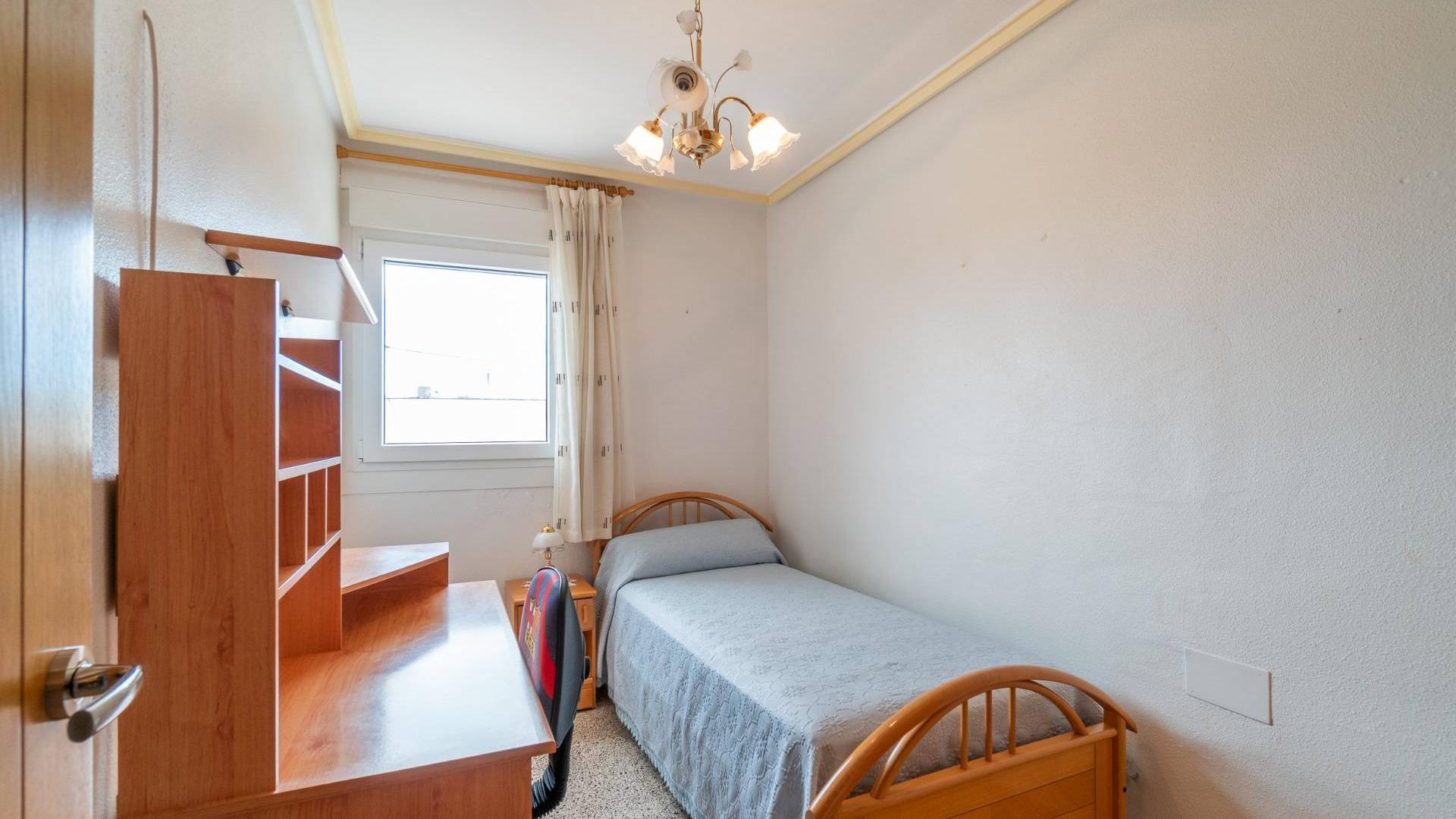 Gebraucht - Gefüllt - Orihuela - Torremendo