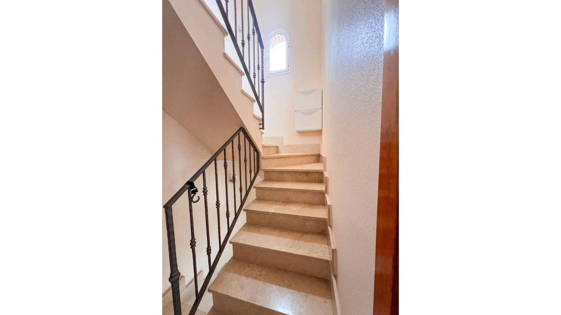 Gebraucht - Gefüllt - Pilar de la Horadada