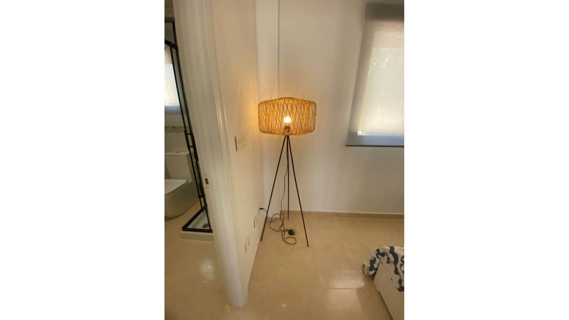 Gebraucht - Gefüllt - San Miguel de Salinas - 