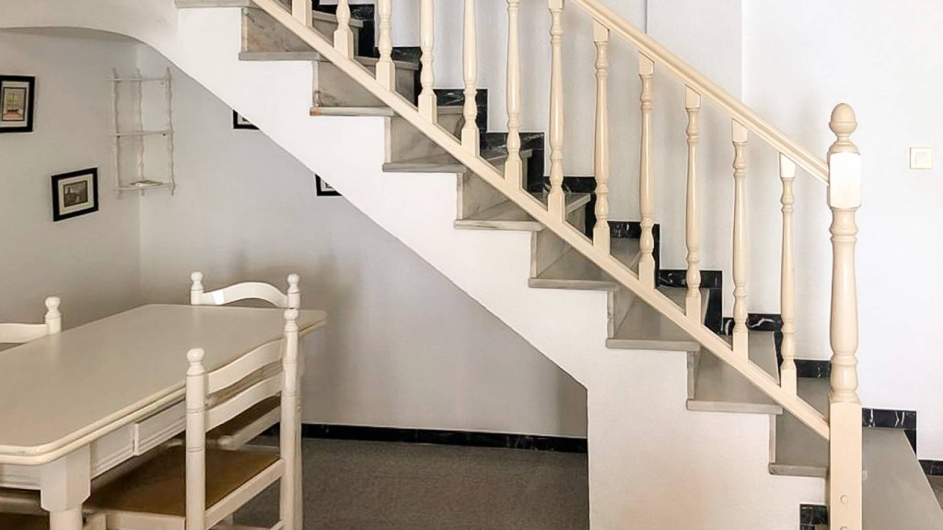 Gebraucht - Gefüllt - Santa Pola