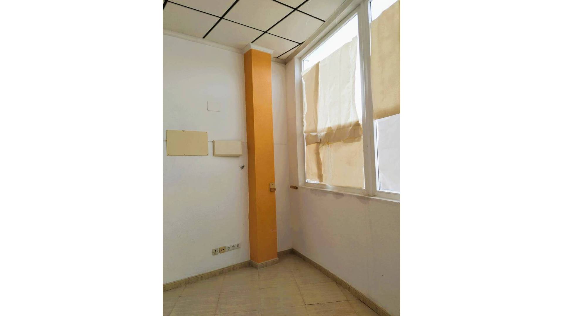 Gebraucht - Locaux commerciaux - Guardamar de la Safor