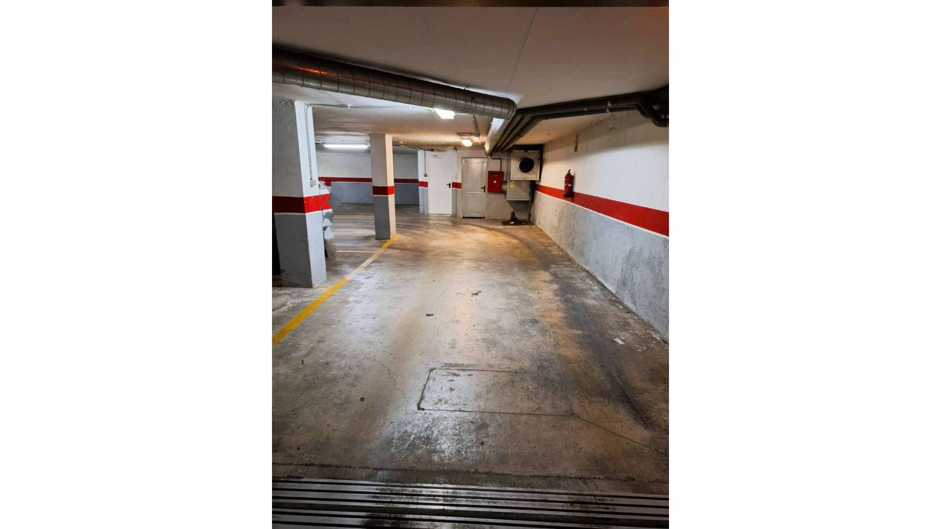 Gebraucht - Parkplatz / Garage - Torrevieja - Centro